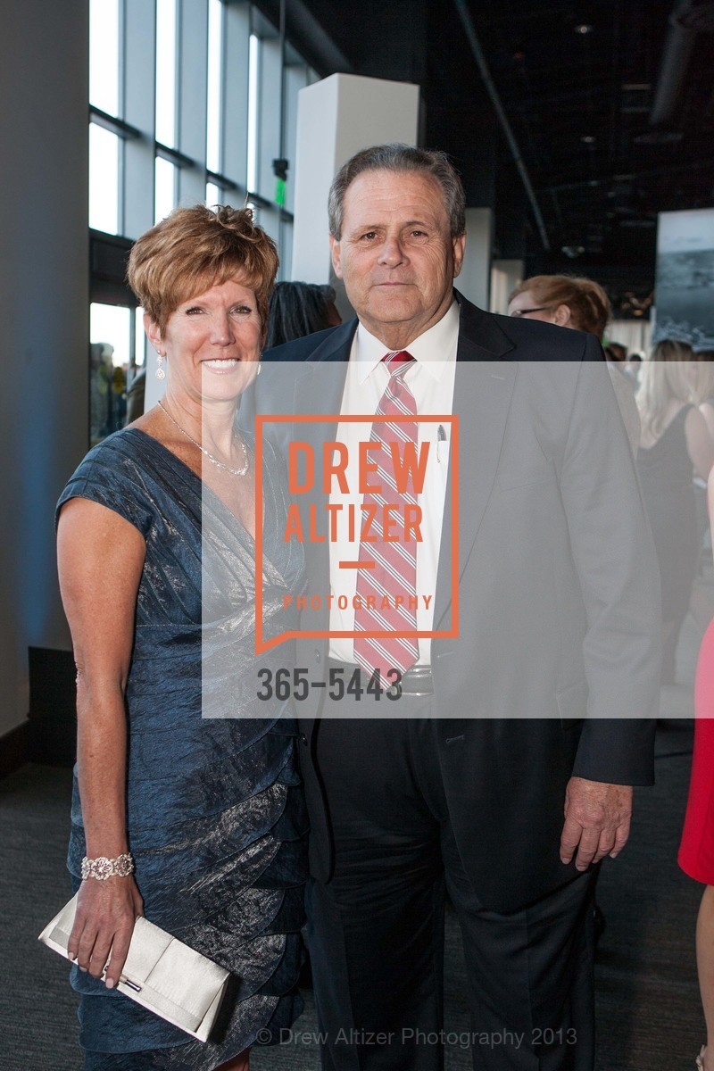 Cindy Scanlon, Michael Scanlon, UNITED WAY OF THE BAY AREA - 90th Anniversary Family Reunion, US, May 1st, 2013, Photo #365-5443 Cindy Scanlon, Michael Scanlon, Photo #365-5443