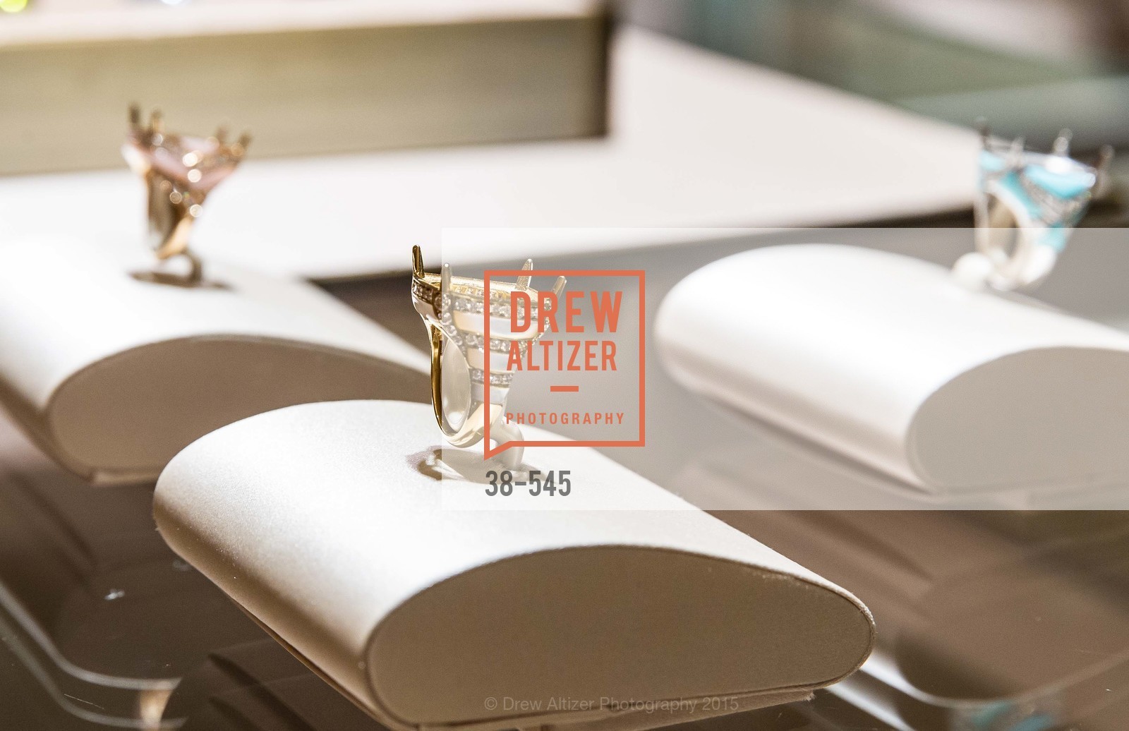 Atmosphere, Bulgari Presents B.Cocktail, Bulgari. 200 Stockton Street, November 17th, 2015,Drew Altizer, Drew Altizer Photography, full-service agency, private events, San Francisco photographer, photographer california