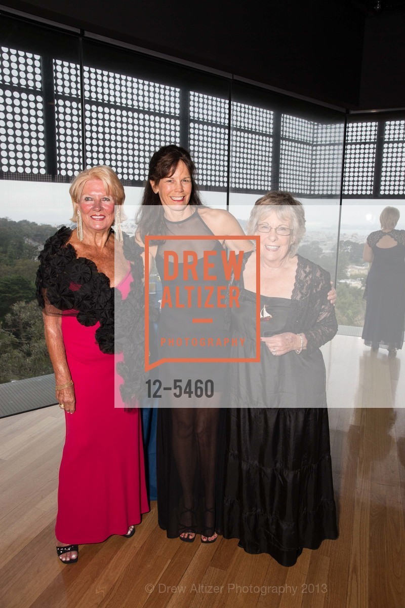 Yolanda Keefe, Robin O'Connell, LOUIS VUITTON and HERRESHOFF MARINE MUSEUM Present America's Cup Hall of Fame Induction Ceremony, US, August 5th, 2013, Photo #12-5460 Yolanda Keefe, Robin O'Connell, Photo #12-5460