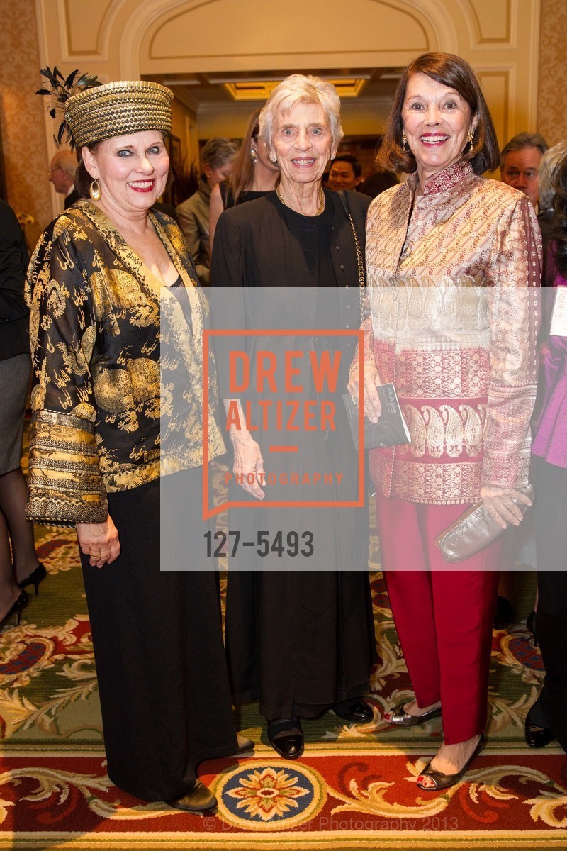 Sheryl Krajewski, Jacqueline Young, Linda Wiley, ASIA SOCIETY Gala 2013, US, May 17th, 2013, Photo #127-5493 Sheryl Krajewski, Jacqueline Young, Linda Wiley, Photo #127-5493