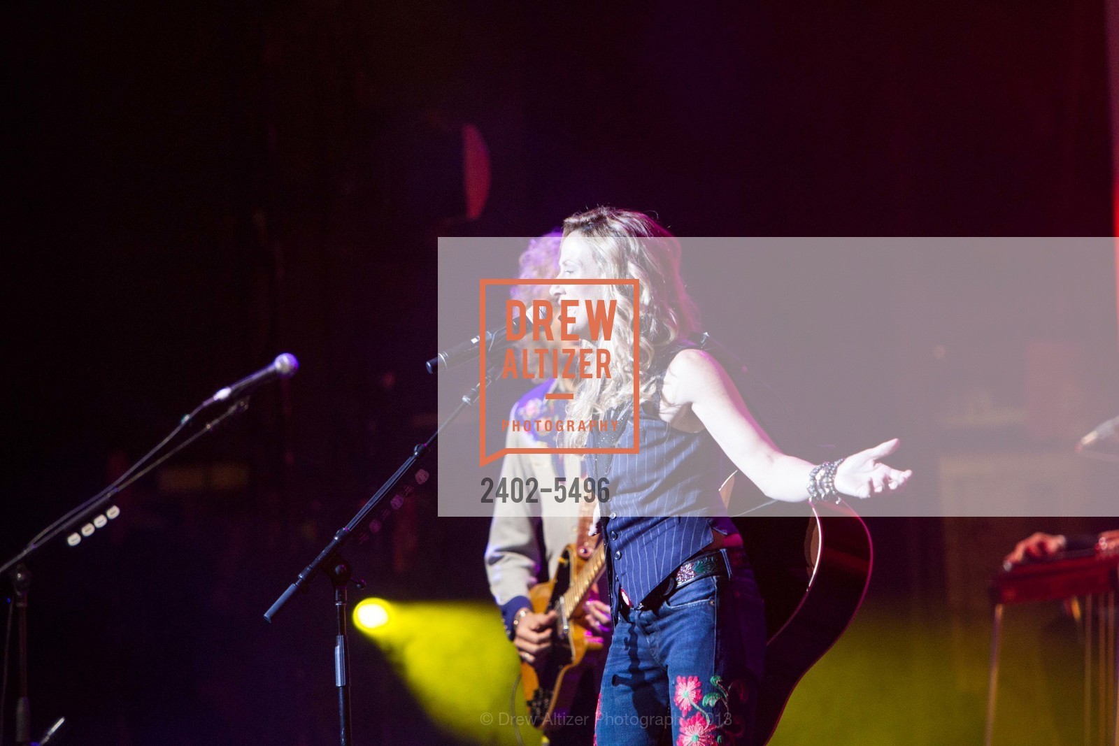 Performance By Sheryl Crow, Photo #2402-5496