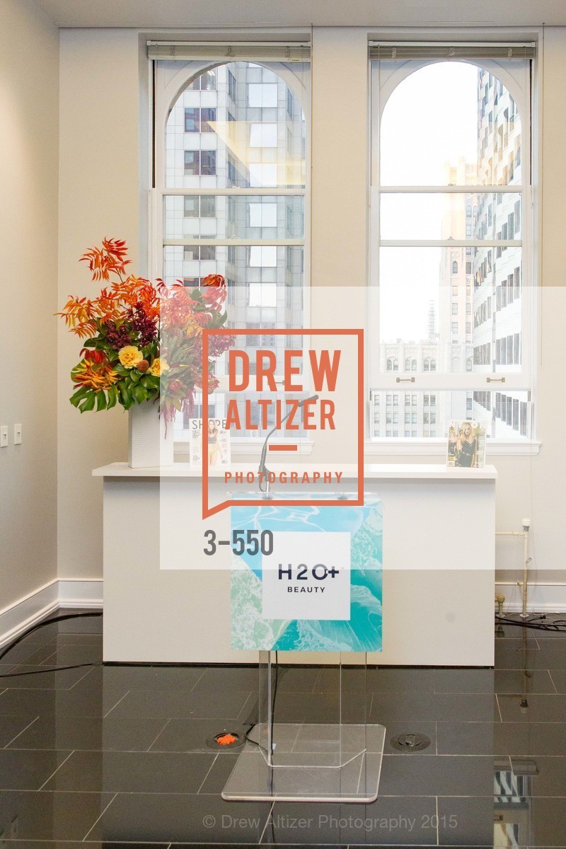 Atmosphere, H2O+ World Headquarters Opening: A New Beauty for the Bay, 111 Sutter St. 111 Sutter Street, 22nd Floor, November 18th, 2015,Drew Altizer, Drew Altizer Photography, full-service agency, private events, San Francisco photographer, photographer california