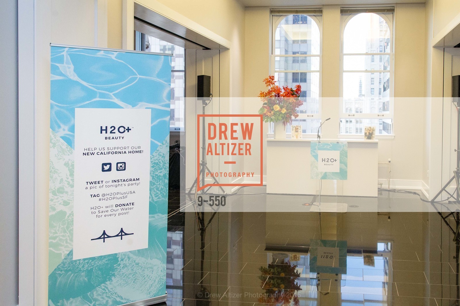 Atmosphere, H2O+ World Headquarters Opening: A New Beauty for the Bay, 111 Sutter St. 111 Sutter Street, 22nd Floor, November 18th, 2015,Drew Altizer, Drew Altizer Photography, full-service agency, private events, San Francisco photographer, photographer california