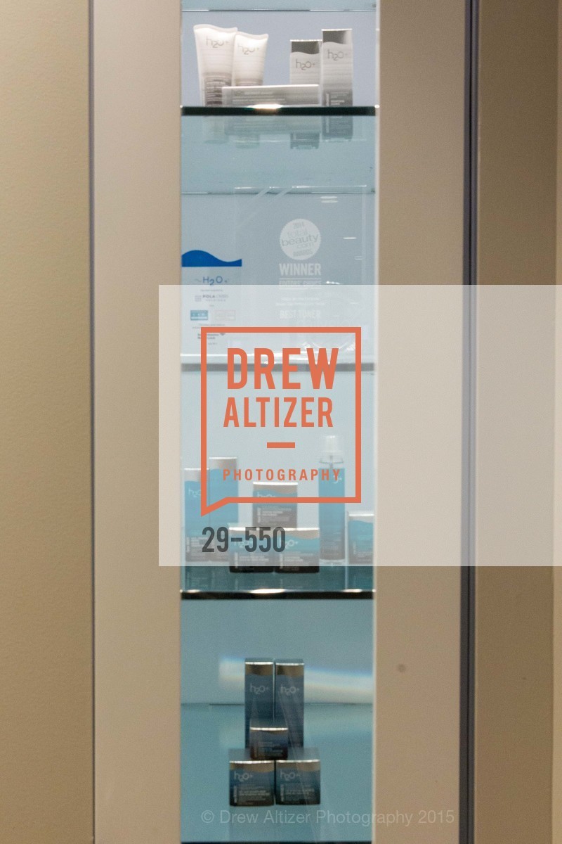 Atmosphere, H2O+ World Headquarters Opening: A New Beauty for the Bay, 111 Sutter St. 111 Sutter Street, 22nd Floor, November 18th, 2015,Drew Altizer, Drew Altizer Photography, full-service agency, private events, San Francisco photographer, photographer california
