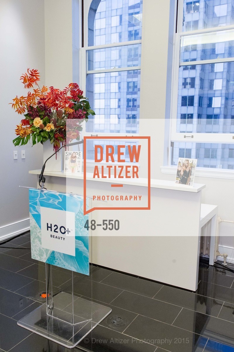 Atmosphere, H2O+ World Headquarters Opening: A New Beauty for the Bay, 111 Sutter St. 111 Sutter Street, 22nd Floor, November 18th, 2015,Drew Altizer, Drew Altizer Photography, full-service event agency, private events, San Francisco photographer, photographer California