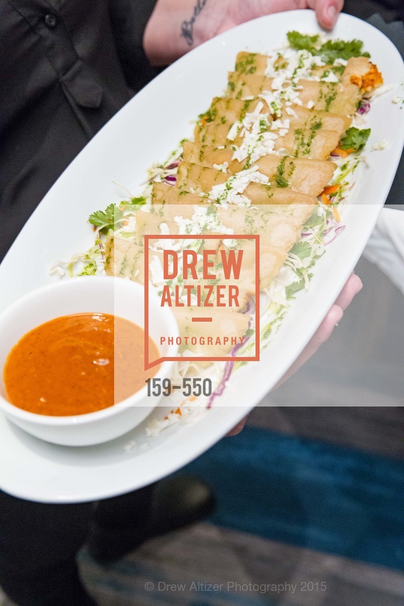 Atmosphere, H2O+ World Headquarters Opening: A New Beauty for the Bay, 111 Sutter St. 111 Sutter Street, 22nd Floor, November 18th, 2015,Drew Altizer, Drew Altizer Photography, full-service agency, private events, San Francisco photographer, photographer california