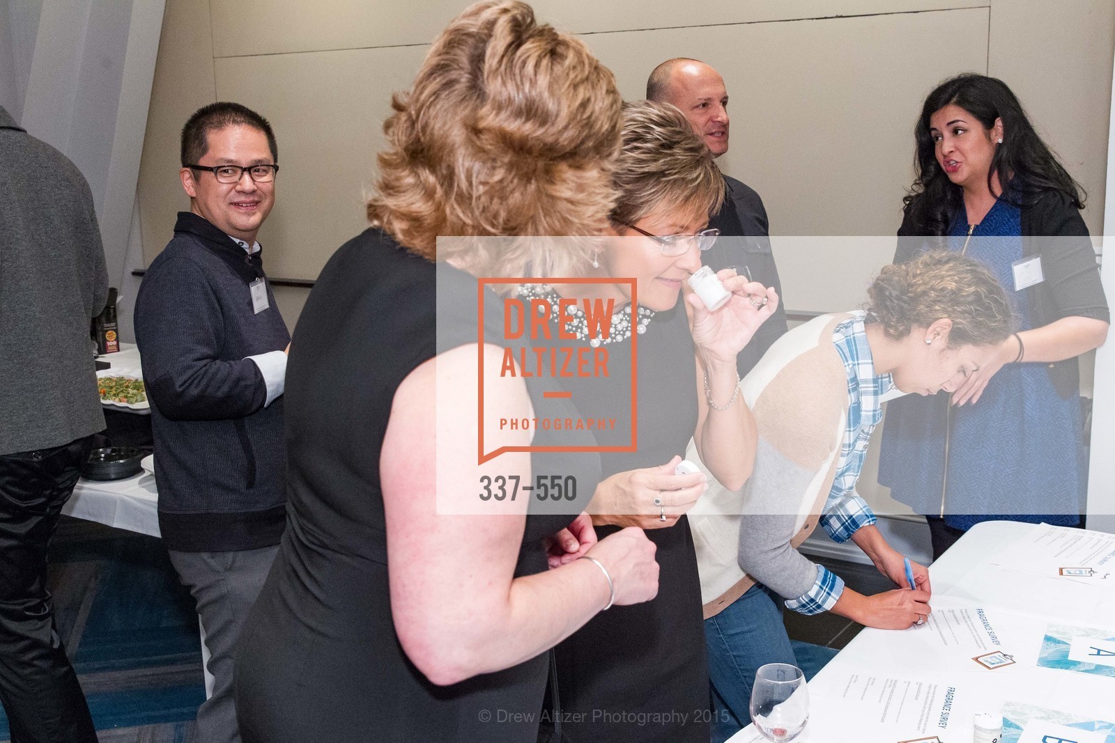 Atmosphere, H2O+ World Headquarters Opening: A New Beauty for the Bay, 111 Sutter St. 111 Sutter Street, 22nd Floor, November 18th, 2015,Drew Altizer, Drew Altizer Photography, full-service agency, private events, San Francisco photographer, photographer california