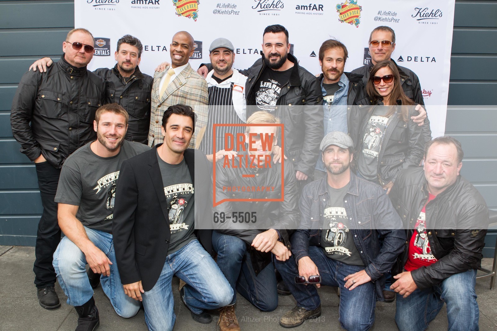 Kevin Frost, Ben Cohen, Conrad Leach, Paul Henderson, Gilles Marini, Chef Telmo Faria, Teddy Sears, Chris Salgardo, Grant Reynolds, Kurt Yaeger, John Corbett, Milissa Skoro, Kevin DeSantis, Photo #69-5505