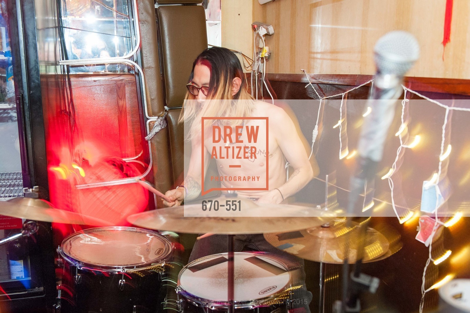 Performance, Mission Chinese Food Cookbook Release Dinner, November 16th, 2015, Photo,Drew Altizer, Drew Altizer Photography, full-service agency, private events, San Francisco photographer, photographer california