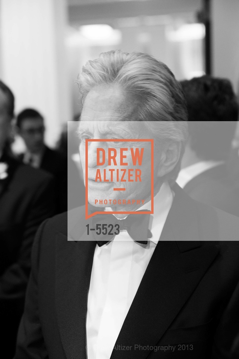 Michael Douglas, QUEEN SOFIA SPANISH INSTITUTE Gold Medal Gala Honoring The Honorable Hillary Rodham Clinton & Antonio Banderas, US, November 19th, 2013, Photo #1-5523 Michael Douglas, Photo #1-5523
