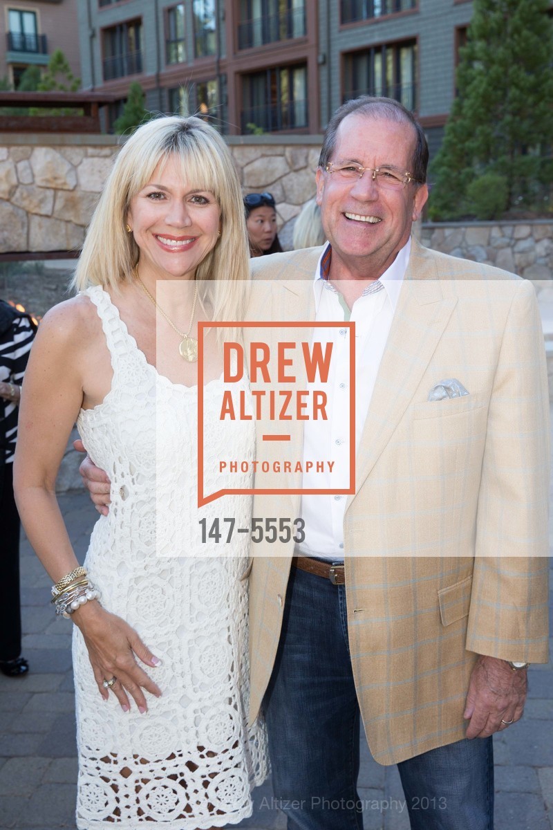 Kimberly Dutto, Nick Dutto, LEAGUE TO SAVE LAKE TAHOE and GRAFF Sponsor Cocktails at the RITZ CARLTON, US, August 2nd, 2013, Photo #147-5553 Kimberly Dutto, Nick Dutto, Photo #147-5553