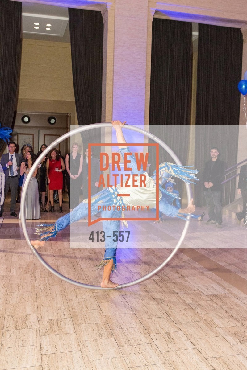 Performance, Cirque du Soiree 2015, The Bentley Reserve. 2525 Van Ness St, November 19th, 2015,Drew Altizer, Drew Altizer Photography, full-service agency, private events, San Francisco photographer, photographer california