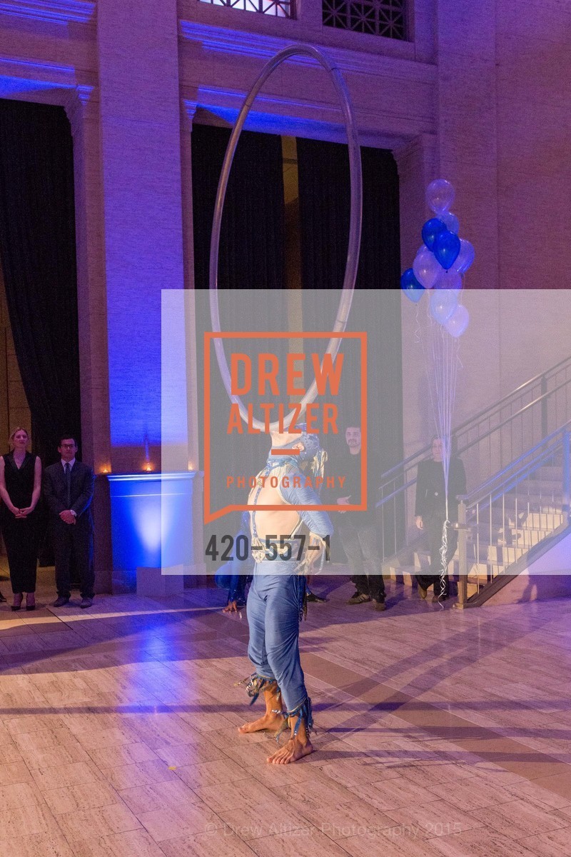Performance, Cirque du Soiree 2015, The Bentley Reserve. 2525 Van Ness St, November 19th, 2015,Drew Altizer, Drew Altizer Photography, full-service agency, private events, San Francisco photographer, photographer california