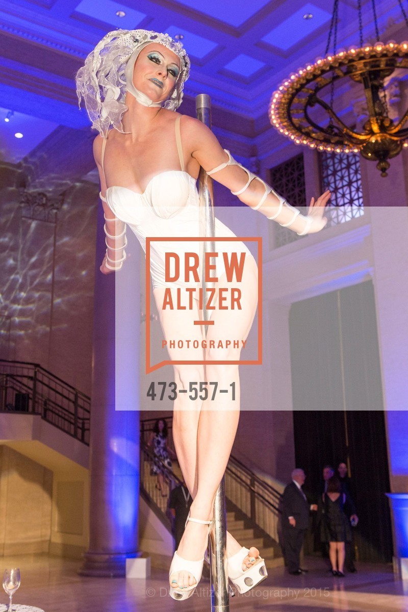 Performance, Cirque du Soiree 2015, The Bentley Reserve. 2525 Van Ness St, November 19th, 2015,Drew Altizer, Drew Altizer Photography, full-service agency, private events, San Francisco photographer, photographer california