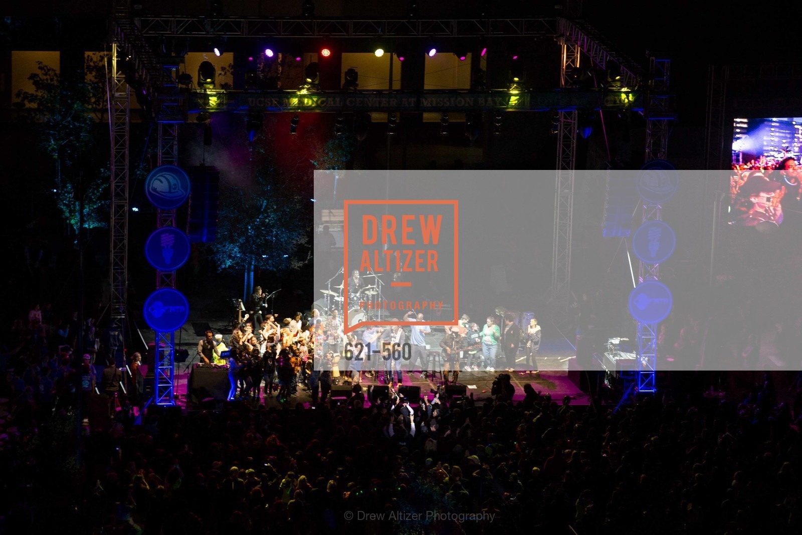 Performance, UCSF Medical Center HARD HAT WALK & LIGHTS ON FESTIVAL, US, September 6th, 2014,Drew Altizer, Drew Altizer Photography, full-service agency, private events, San Francisco photographer, photographer california