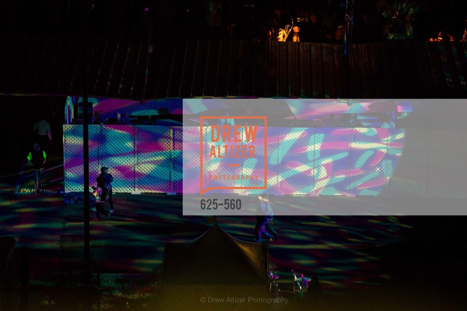 Performance, UCSF Medical Center HARD HAT WALK & LIGHTS ON FESTIVAL, US, September 6th, 2014