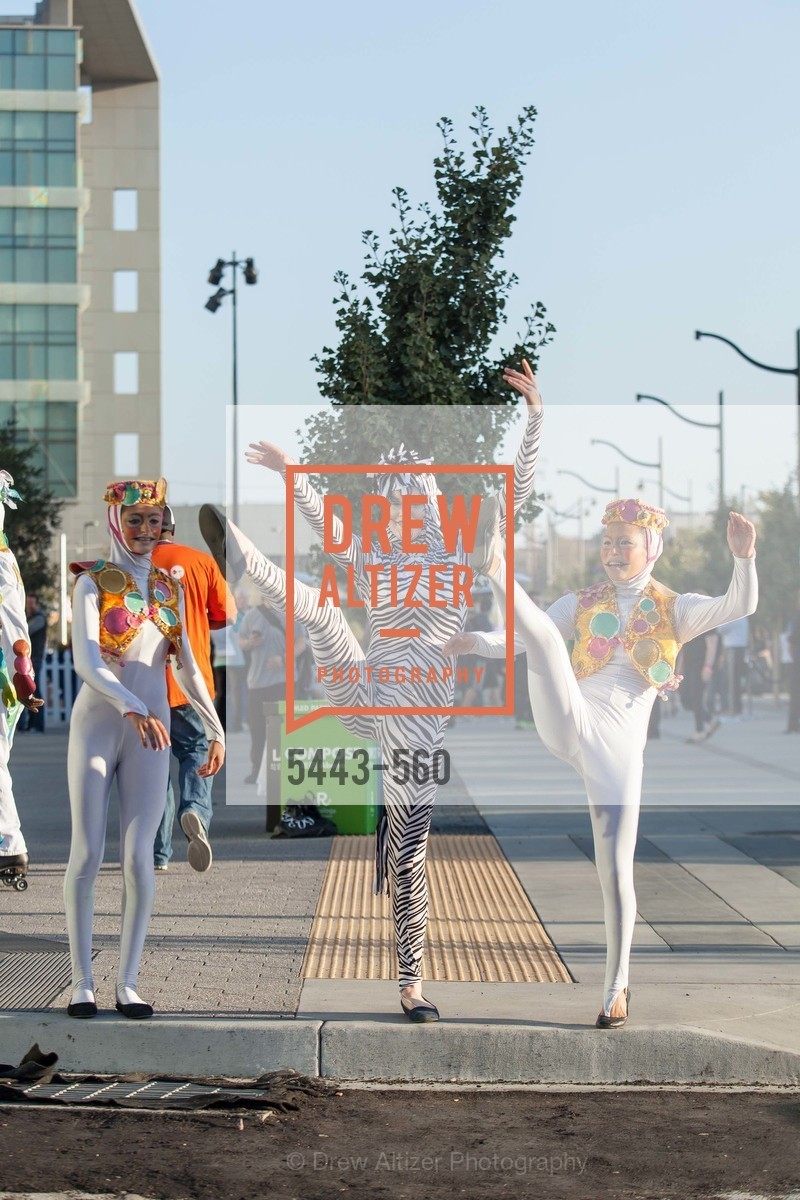 Performance, UCSF Medical Center HARD HAT WALK & LIGHTS ON FESTIVAL, US, September 6th, 2014
