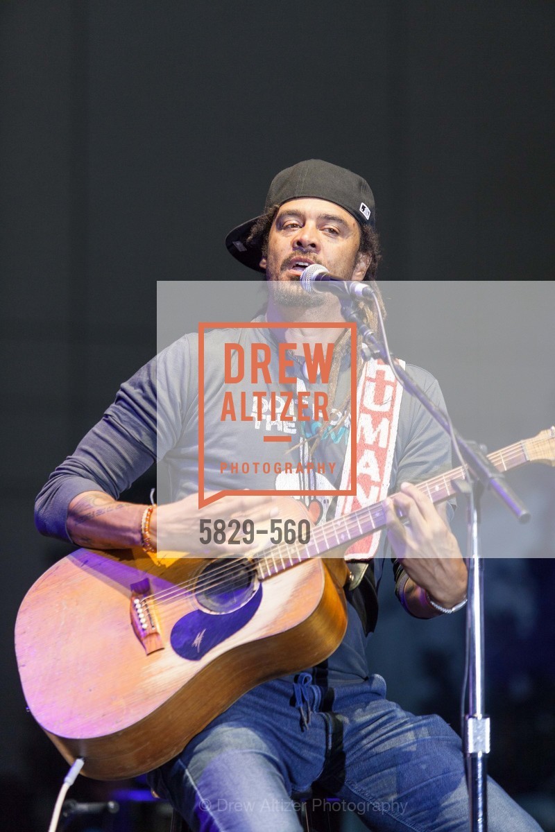 Performance By Michael Franti, UCSF Medical Center HARD HAT WALK & LIGHTS ON FESTIVAL, US, September 6th, 2014,Drew Altizer, Drew Altizer Photography, full-service agency, private events, San Francisco photographer, photographer california