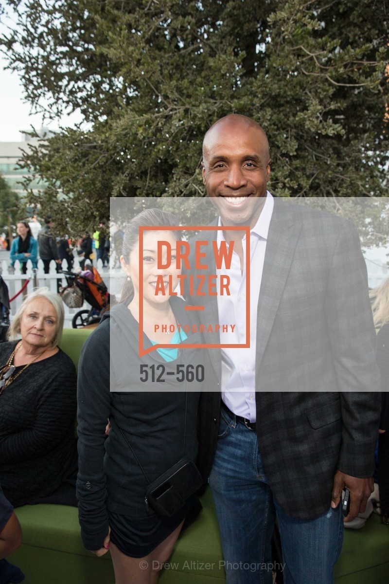 Kristi Yamaguchi, Barry Bonds, UCSF Medical Center HARD HAT WALK & LIGHTS ON FESTIVAL, US, September 6th, 2014,Drew Altizer, Drew Altizer Photography, full-service event agency, private events, San Francisco photographer, photographer California