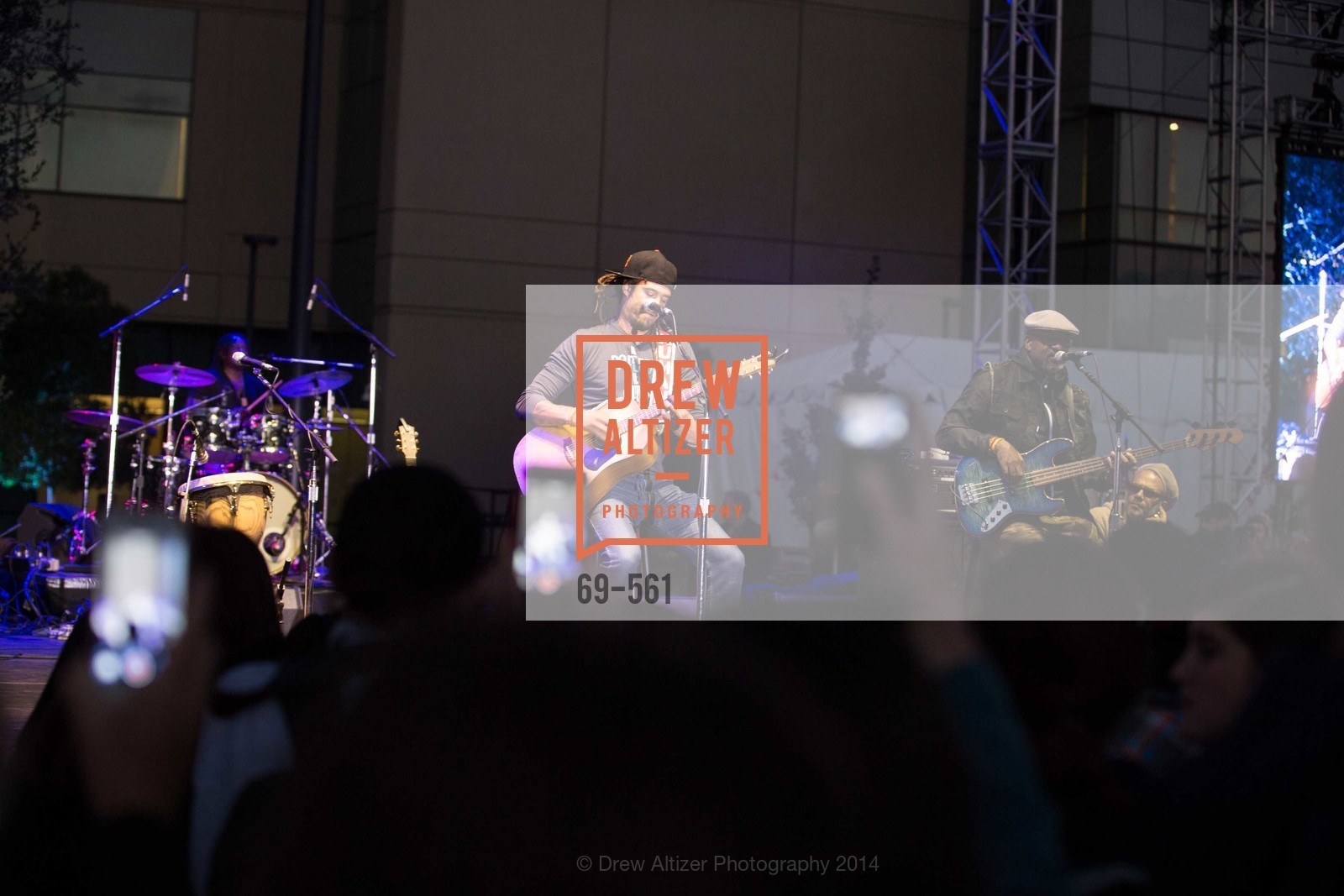 Performance By Michael Franti, UCSF Medical Center HARD HAT WALK & LIGHTS ON FESTIVAL, US, September 6th, 2014,Drew Altizer, Drew Altizer Photography, full-service agency, private events, San Francisco photographer, photographer california