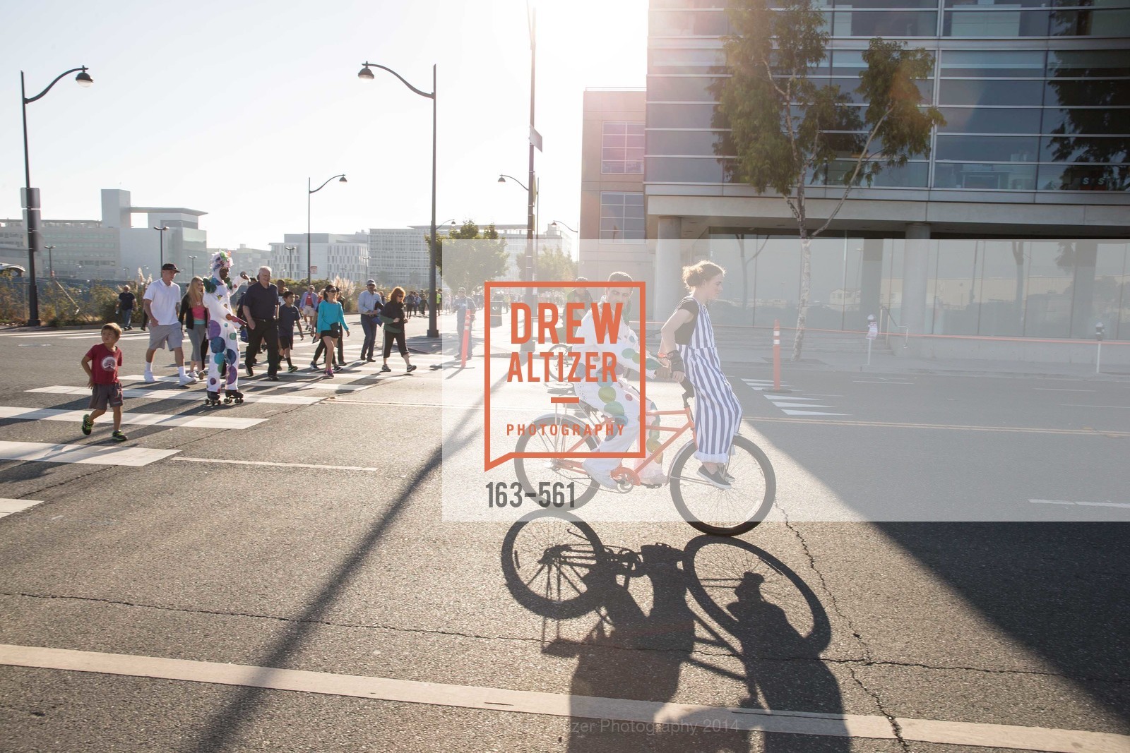 Performance, UCSF Medical Center HARD HAT WALK & LIGHTS ON FESTIVAL, US, September 6th, 2014,Drew Altizer, Drew Altizer Photography, full-service agency, private events, San Francisco photographer, photographer california