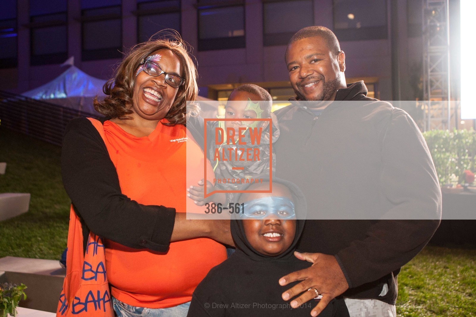 Pennie Jackson, Xavier Jackson, Christian Jackson, Alexander Jackson, UCSF Medical Center HARD HAT WALK & LIGHTS ON FESTIVAL, US, September 6th, 2014,Drew Altizer, Drew Altizer Photography, full-service agency, private events, San Francisco photographer, photographer california