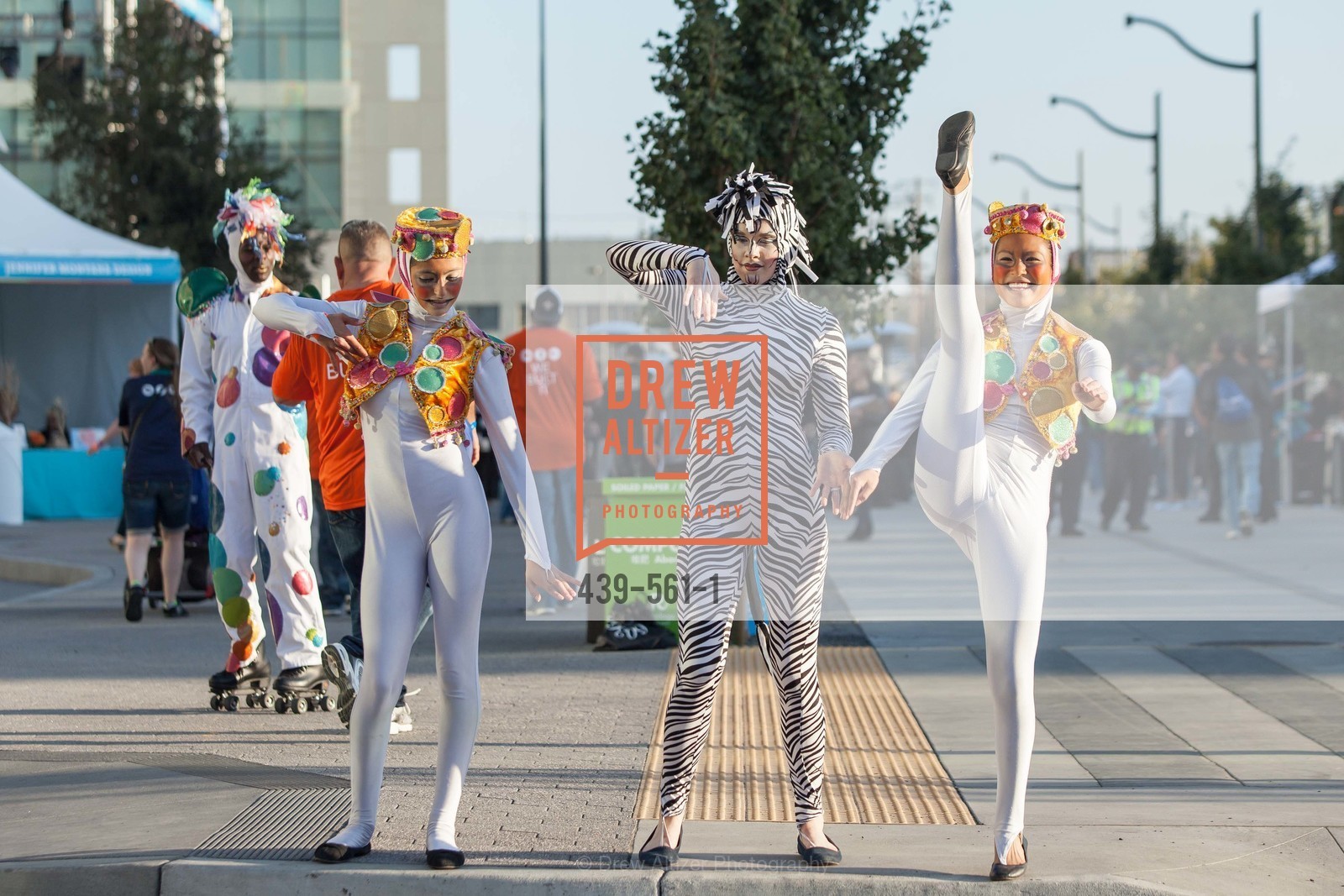 Performance, UCSF Medical Center HARD HAT WALK & LIGHTS ON FESTIVAL, US, September 6th, 2014,Drew Altizer, Drew Altizer Photography, full-service agency, private events, San Francisco photographer, photographer california