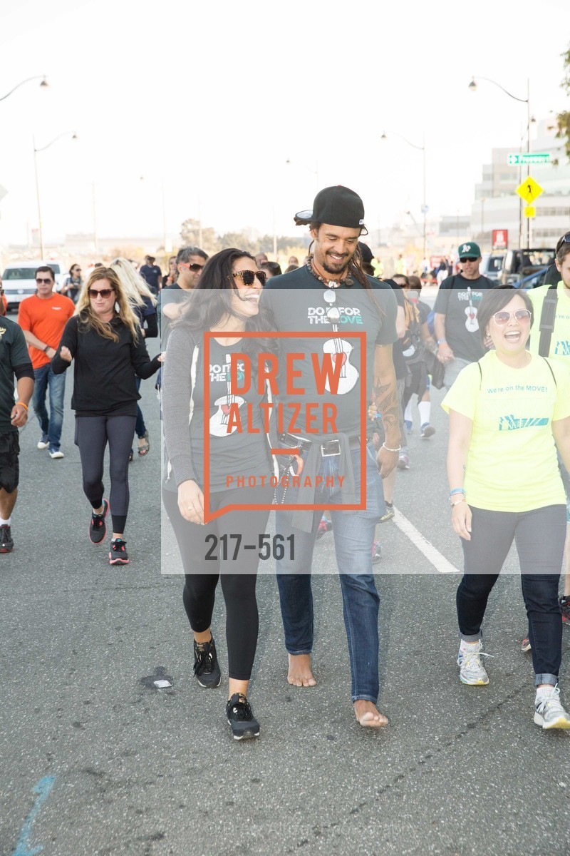 Sara Agah, Michael Franti, UCSF Medical Center HARD HAT WALK & LIGHTS ON FESTIVAL, US, Photo #217-561 Sara Agah, Michael Franti, Photo #217-561