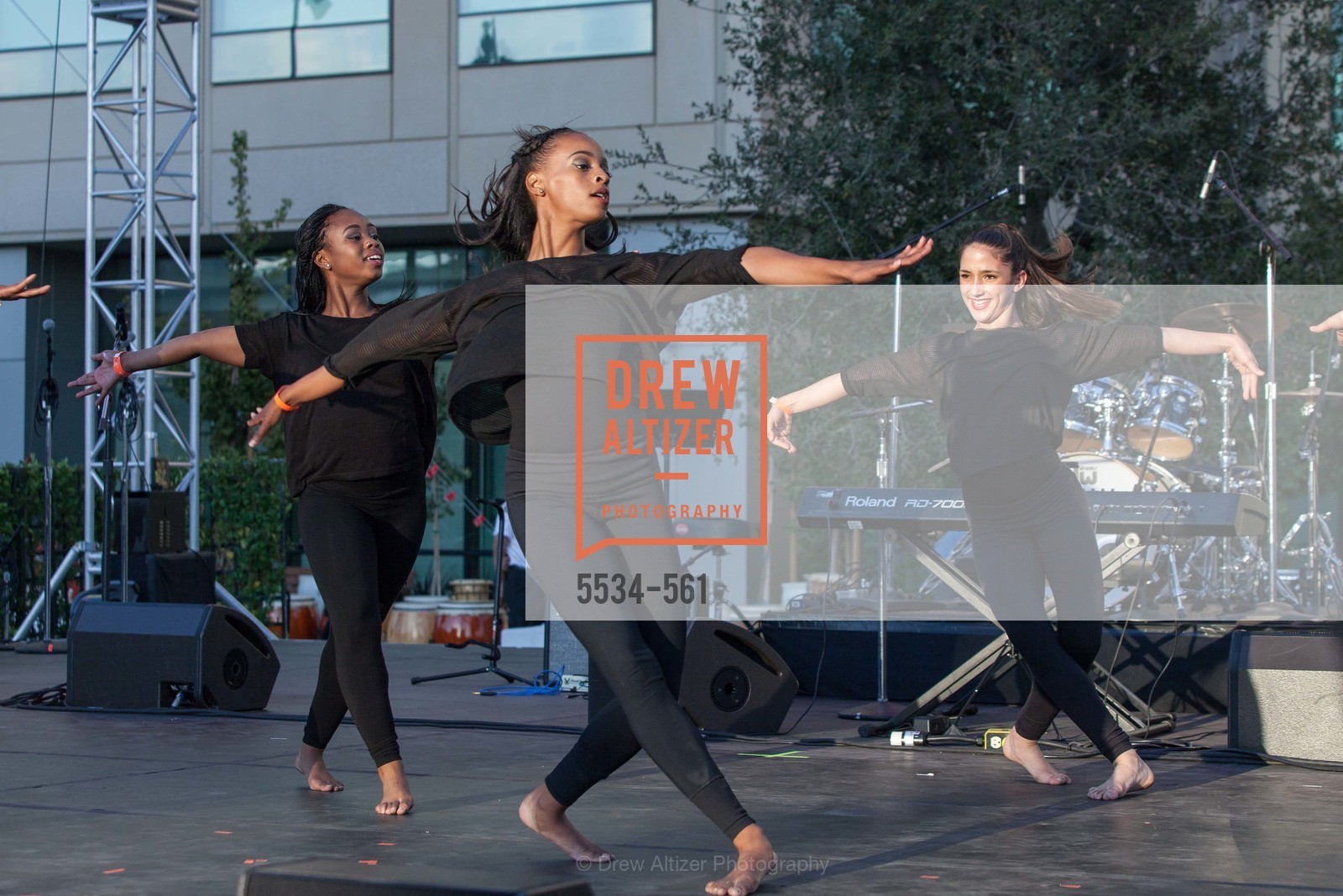 Performance, UCSF Medical Center HARD HAT WALK & LIGHTS ON FESTIVAL, US, September 6th, 2014,Drew Altizer, Drew Altizer Photography, full-service agency, private events, San Francisco photographer, photographer california