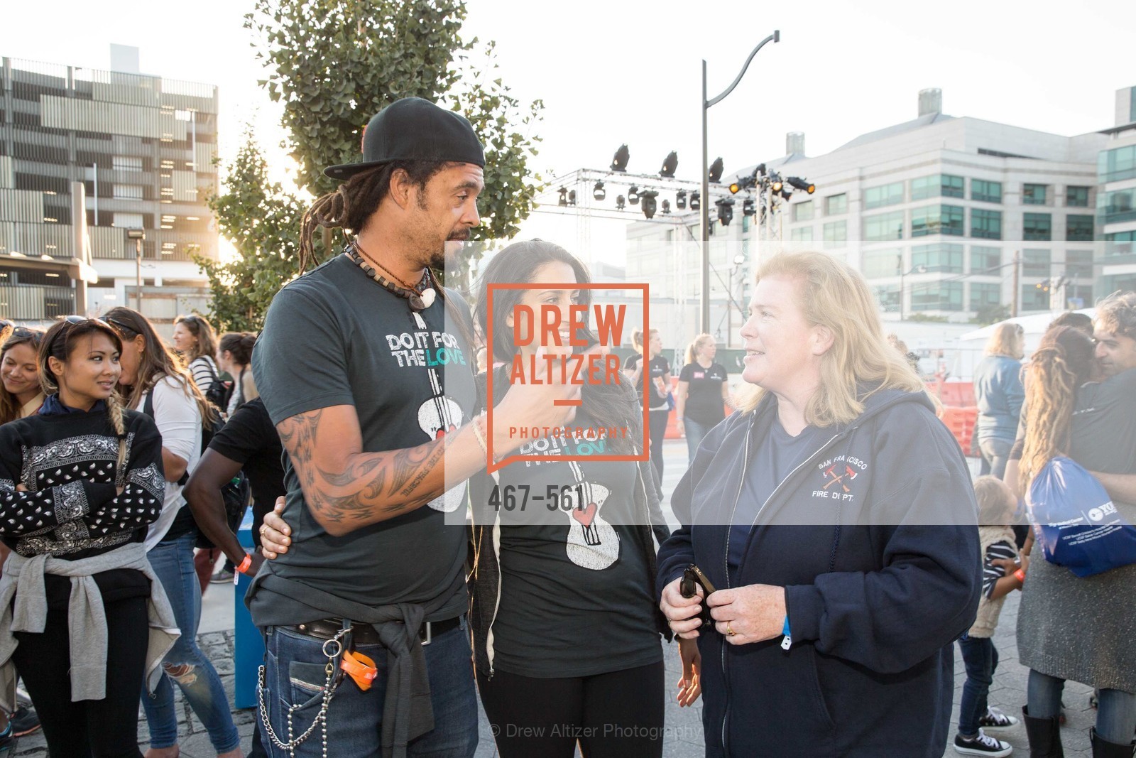 Michael Franti, Sara Agah, Joanne Hayes-White, Photo #467-561