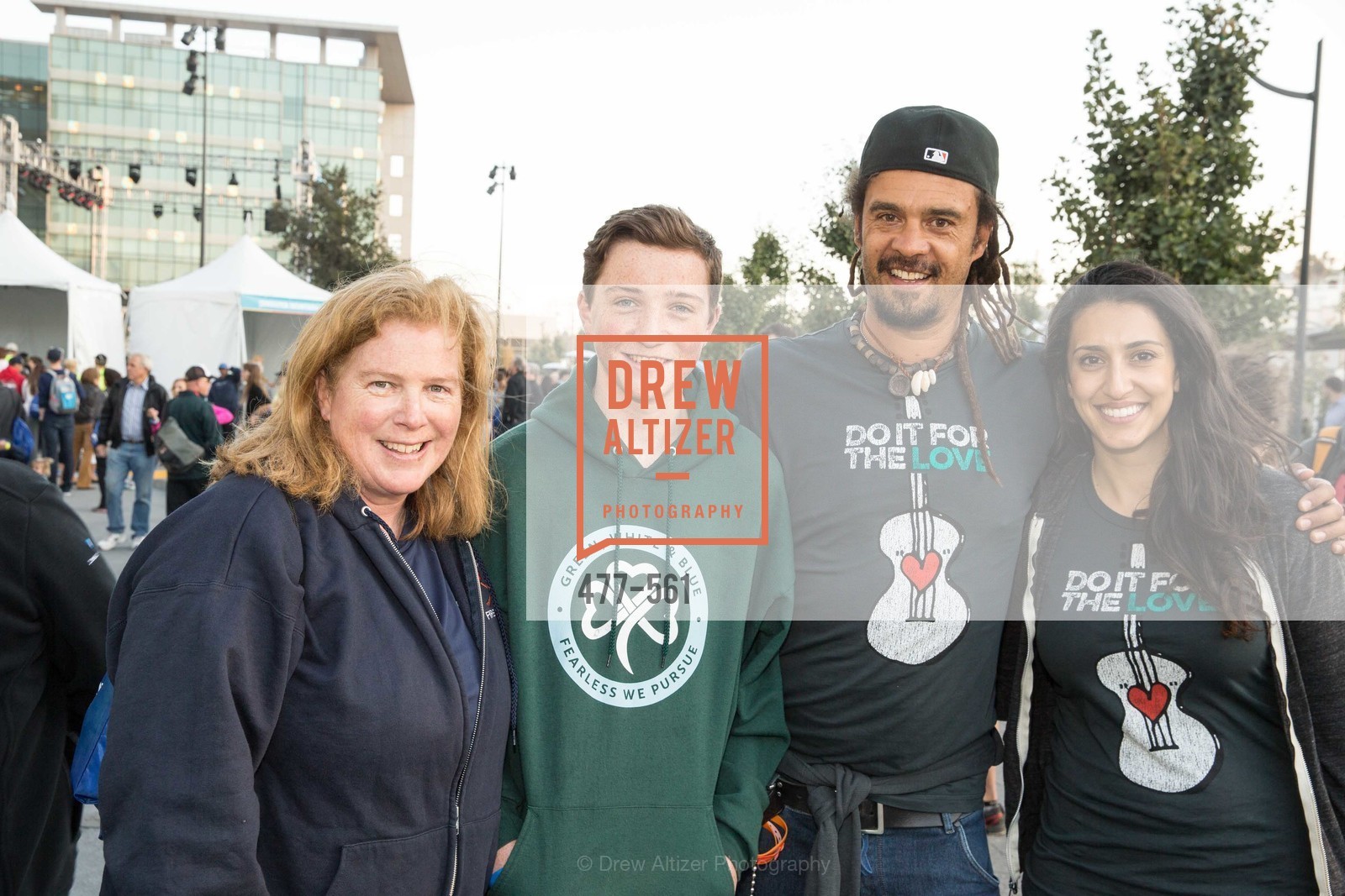 Joanne Hayes-White, Sean Hayes-White, Michael Franti, Sara Agah, UCSF Medical Center HARD HAT WALK & LIGHTS ON FESTIVAL, US, Photo #477-561 Joanne Hayes-White, Sean Hayes-White, Michael Franti, Sara Agah, Photo #477-561