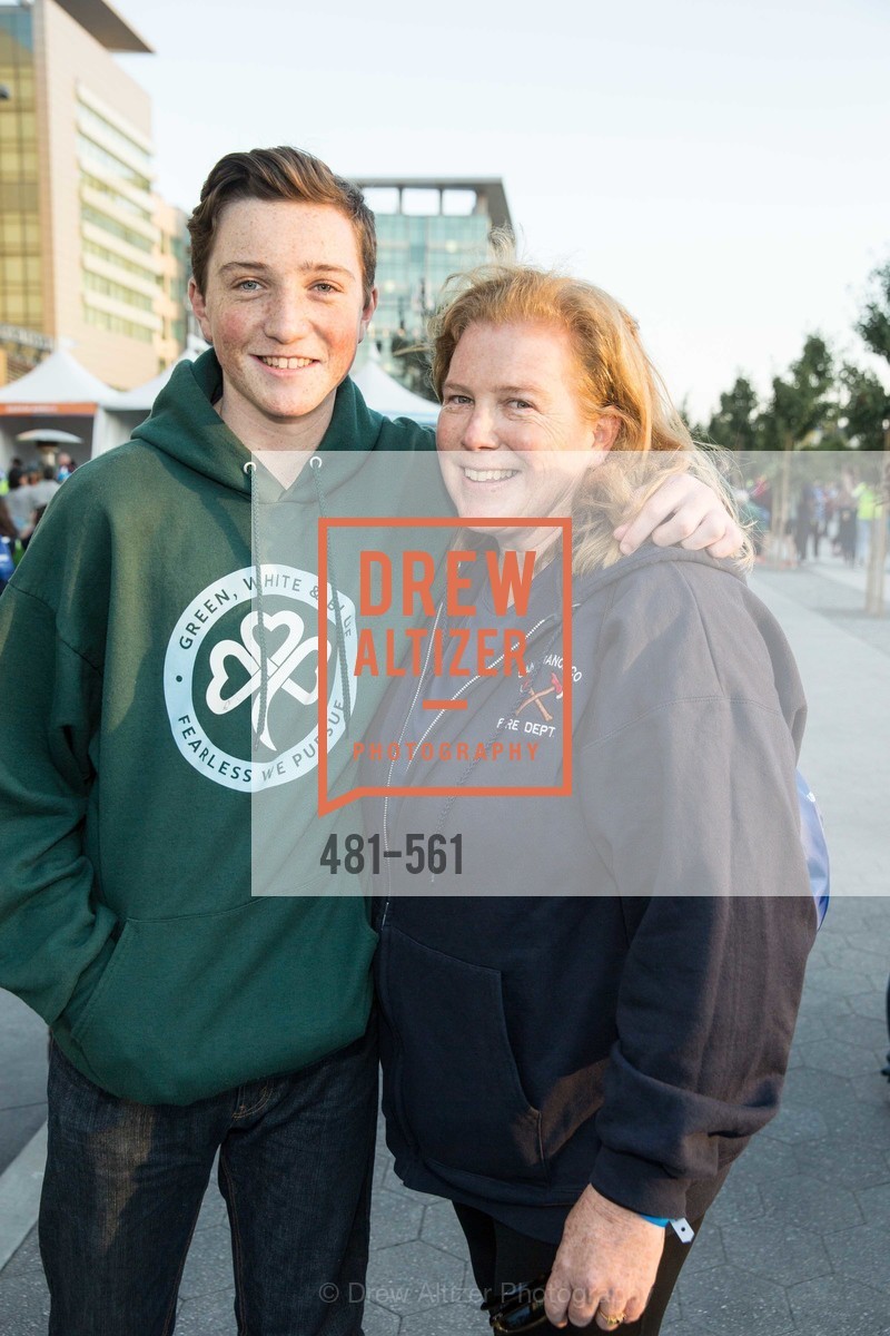 Sean White, Joanne Hayes-White, UCSF Medical Center HARD HAT WALK & LIGHTS ON FESTIVAL, US, Photo #481-561 Sean White, Joanne Hayes-White, Photo #481-561