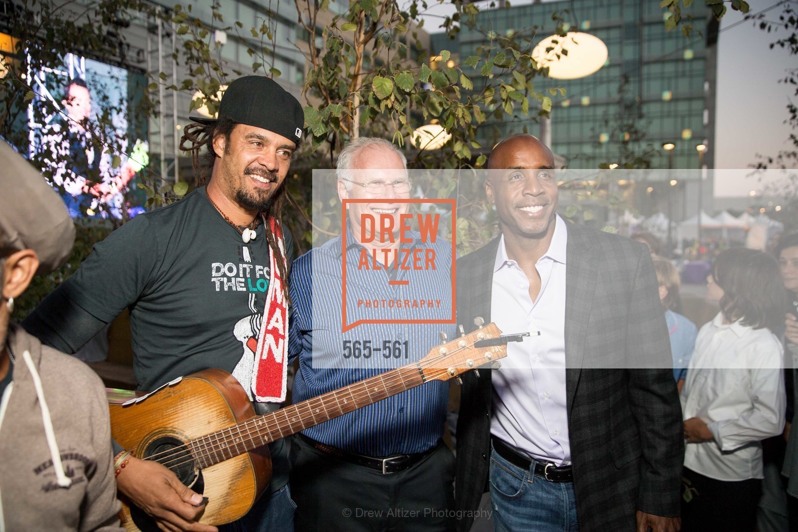 Michael Franti, Mark Laret, Barry Bonds, Photo #565-561