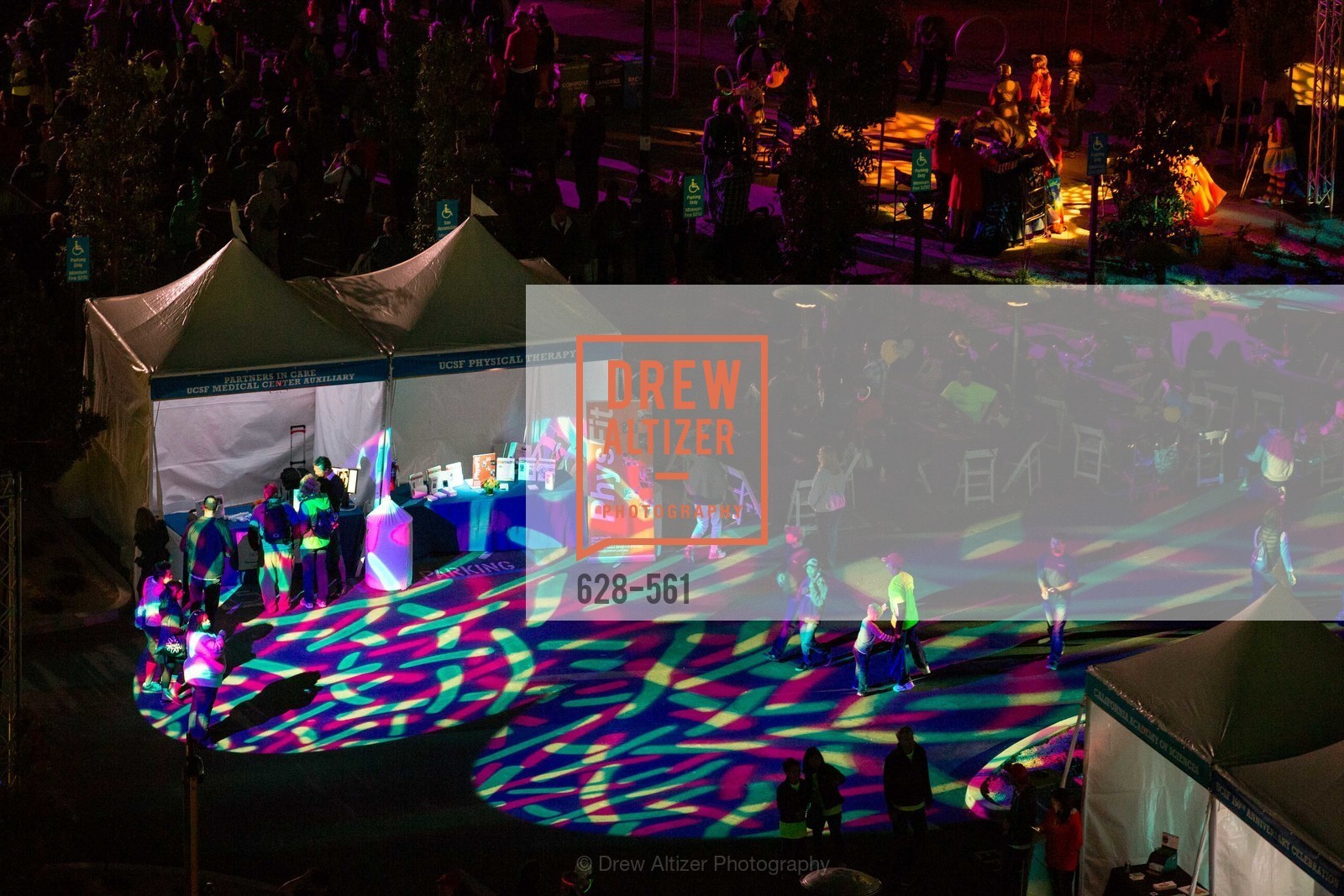 Performance, UCSF Medical Center HARD HAT WALK & LIGHTS ON FESTIVAL, US, September 6th, 2014,Drew Altizer, Drew Altizer Photography, full-service agency, private events, San Francisco photographer, photographer california