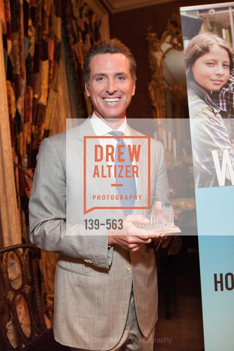 Honorable Gavin Newsom, HAMILTON FAMILY CENTER Top Donor Cocktail Reception, US, September 10th, 2014