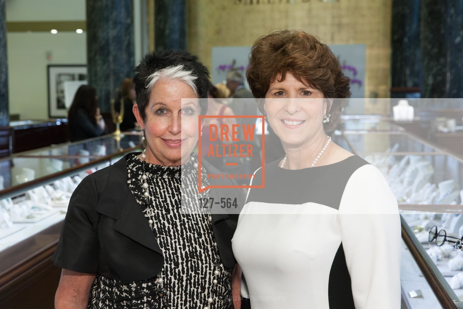 Karen Kubin, Juanita Kizor, SHREVE & CO. Hosts AMERICAN CANCER SOCIETY BENEFIT, US, September 10th, 2014,Drew Altizer, Drew Altizer Photography, full-service event agency, private events, San Francisco photographer, photographer California