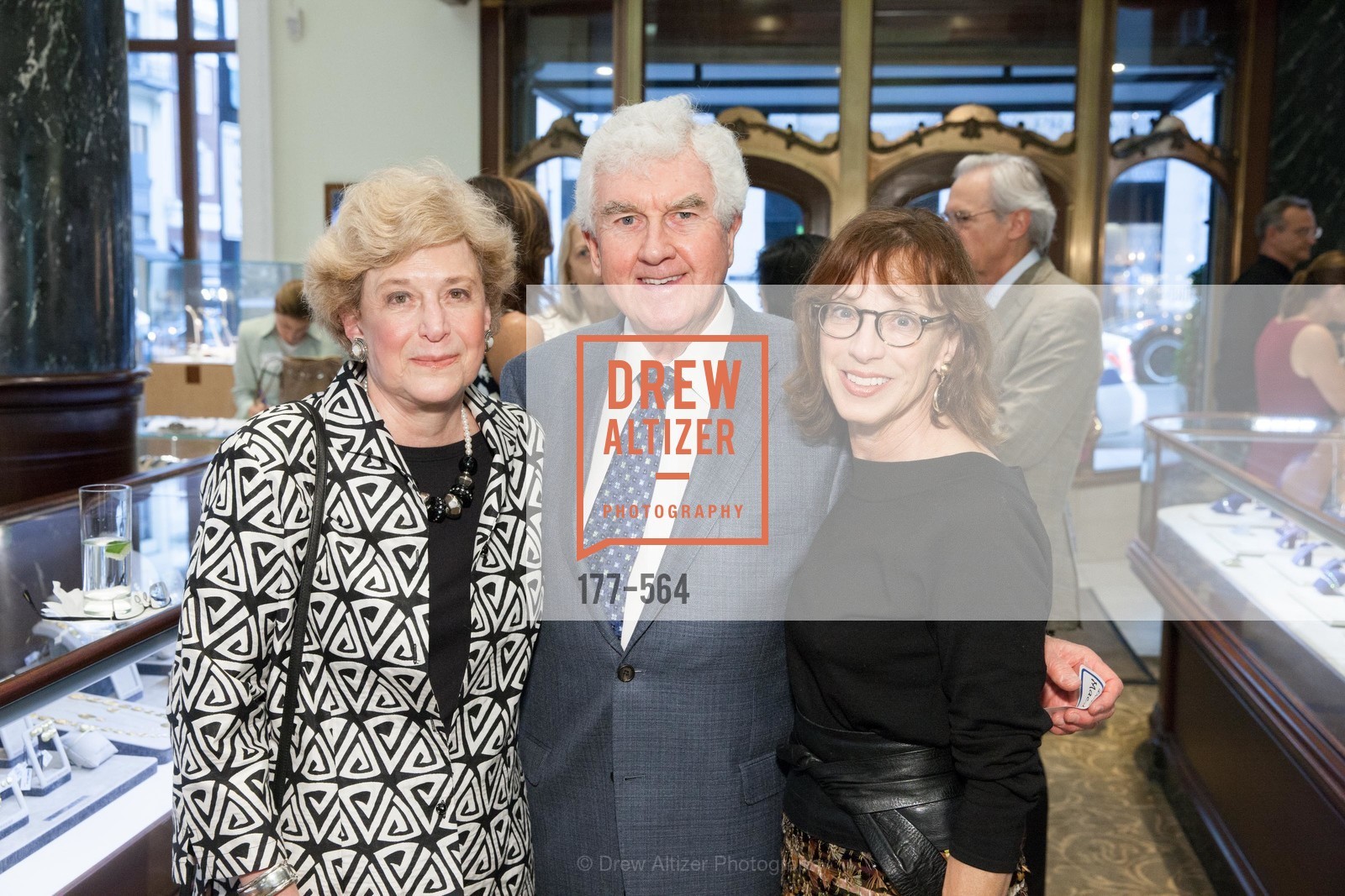 Betsy England, Bob Macintosh, Diana Kissil, SHREVE & CO. Hosts AMERICAN CANCER SOCIETY BENEFIT, US, Photo #177-564 Betsy England, Bob Macintosh, Diana Kissil, Photo #177-564