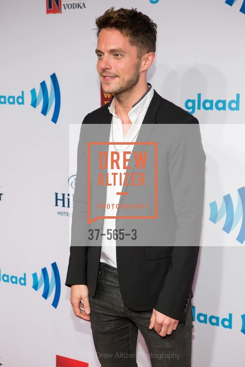 Eli Lieb, GLAAD GALA Kick-Off Party Hosted by SAKS FIFTH AVENUE, Saks Fifth Avenue. 384 Post Street, September 12th, 2014, Photo #37-565-3 Eli Lieb, Photo #37-565-3