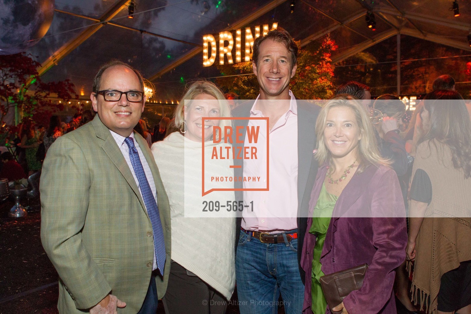 Peter Kocks, Kate Webster, Bo Lasater, Kathryn Lasater, GLAAD GALA Kick-Off Party Hosted by SAKS FIFTH AVENUE, Saks Fifth Avenue. 384 Post Street, September 12th, 2014, Photo #209-565-1 Peter Kocks, Kate Webster, Bo Lasater, Kathryn Lasater, Photo #209-565-1