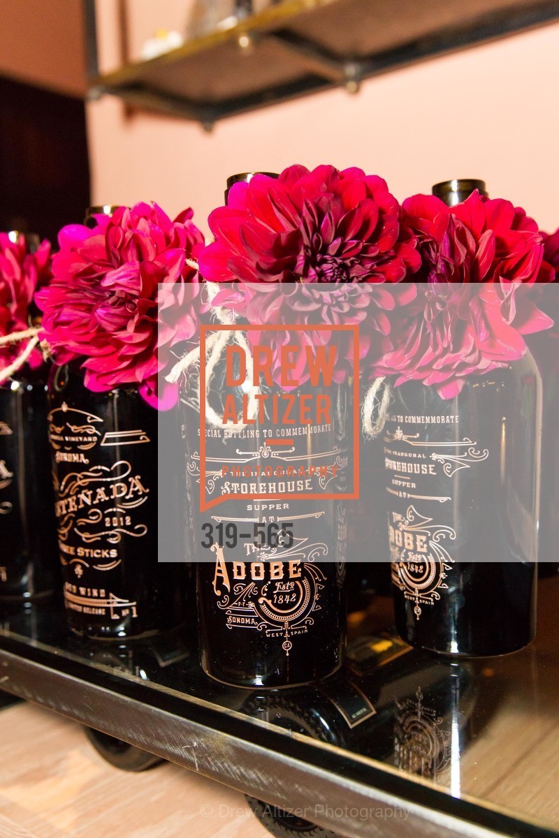 Atmosphere, GLAAD GALA Kick-Off Party Hosted by SAKS FIFTH AVENUE, Saks Fifth Avenue. 384 Post Street, September 12th, 2014,Drew Altizer, Drew Altizer Photography, full-service agency, private events, San Francisco photographer, photographer california
