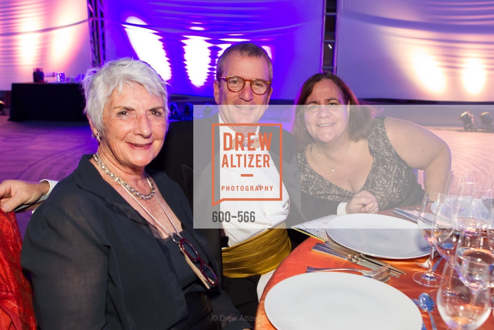 Jeanne Adams, Rush Dalton, Peggy Dalton, SAN JOSE MUSEUM OF ART'S Spectrum Gala - 45th Anniversary, US, Photo #600-566 Jeanne Adams, Rush Dalton, Peggy Dalton, Photo #600-566