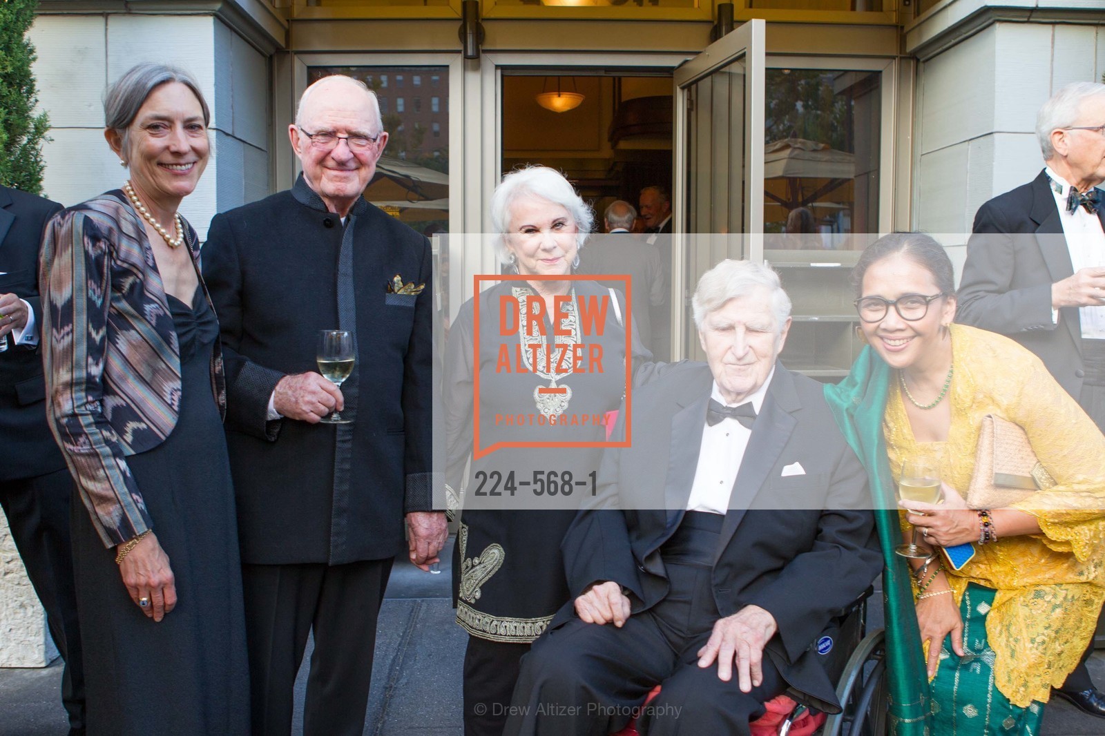 Suzanne Siskel, Paul Slawson, Mary Slawson, Hayden Williams, Sandra Hamid, SOTHEBY'S Hosts a Private Viewing of Highlights from the Collection of MRS. PAUL MELLON, US, September 17th, 2014,Drew Altizer, Drew Altizer Photography, full-service agency, private events, San Francisco photographer, photographer california