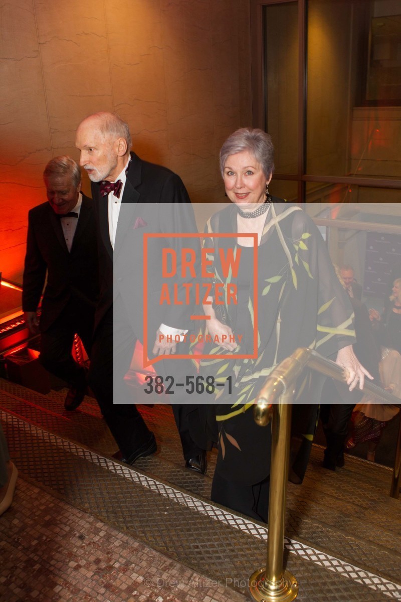 Bill Fuller, Jennifer Beckett, SOTHEBY'S Hosts a Private Viewing of Highlights from the Collection of MRS. PAUL MELLON, US, Photo #382-568-1 Bill Fuller, Jennifer Beckett, Photo #382-568-1