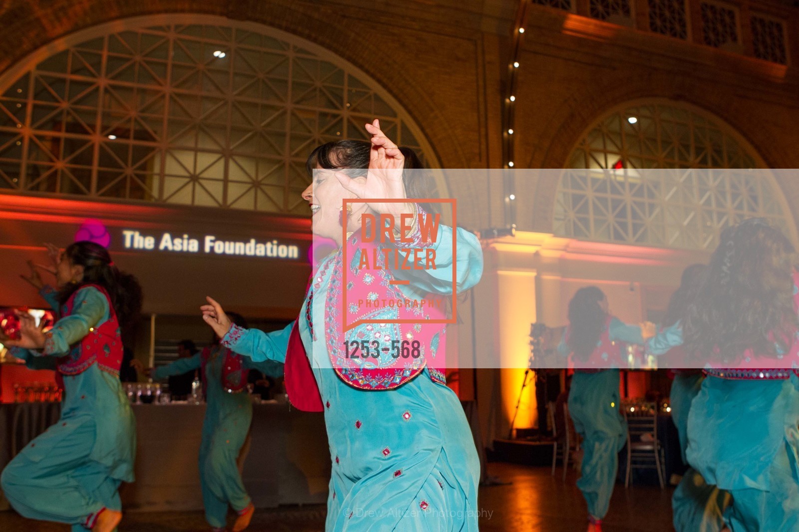 Performance, SOTHEBY'S Hosts a Private Viewing of Highlights from the Collection of MRS. PAUL MELLON, US, September 17th, 2014,Drew Altizer, Drew Altizer Photography, full-service agency, private events, San Francisco photographer, photographer california