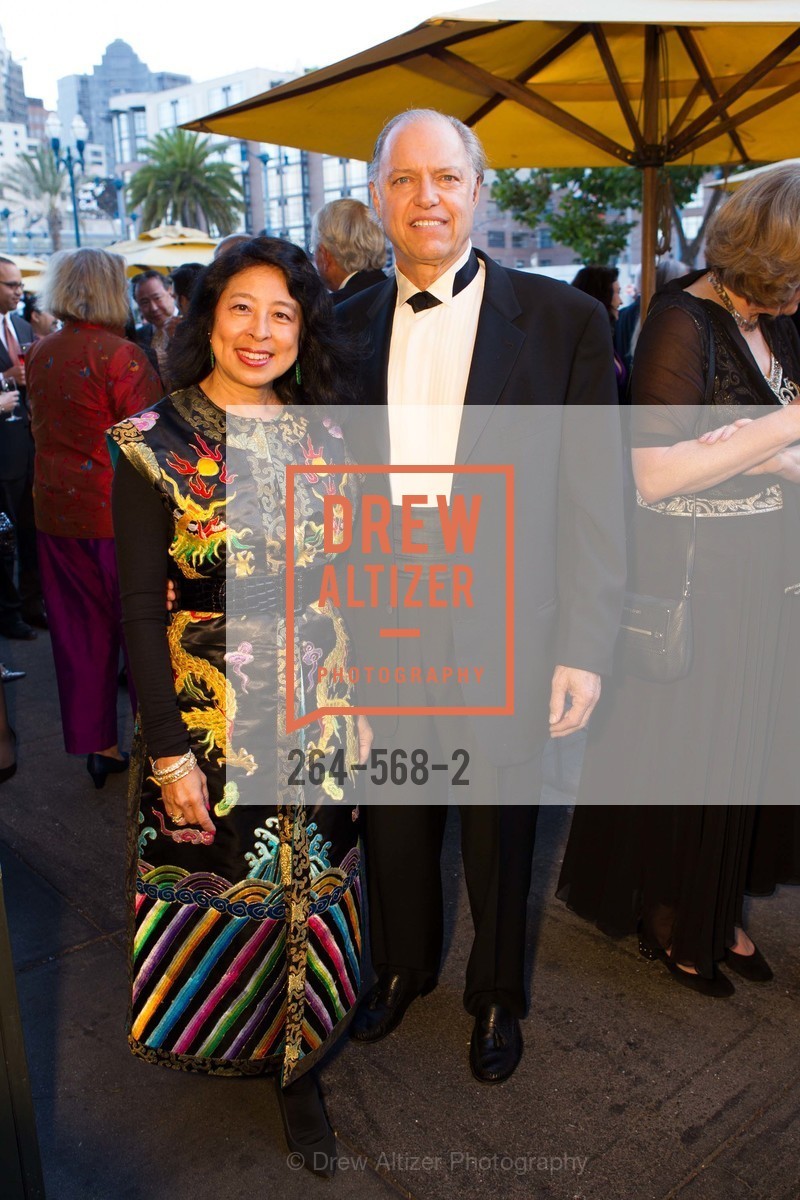 Alice Young, Thomas Shortall, SOTHEBY'S Hosts a Private Viewing of Highlights from the Collection of MRS. PAUL MELLON, US, Photo #264-568-2 Alice Young, Thomas Shortall, Photo #264-568-2