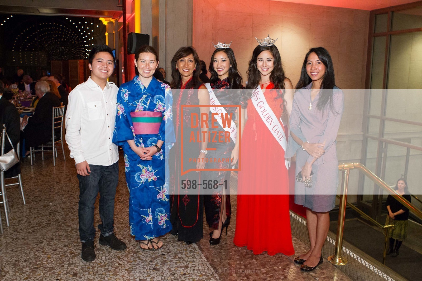 Jonathan Young, Roxanne Derr, Nikki Baluchian, Emily Tom, Brene Carlson, SOTHEBY'S Hosts a Private Viewing of Highlights from the Collection of MRS. PAUL MELLON, US, September 17th, 2014,Drew Altizer, Drew Altizer Photography, full-service agency, private events, San Francisco photographer, photographer california