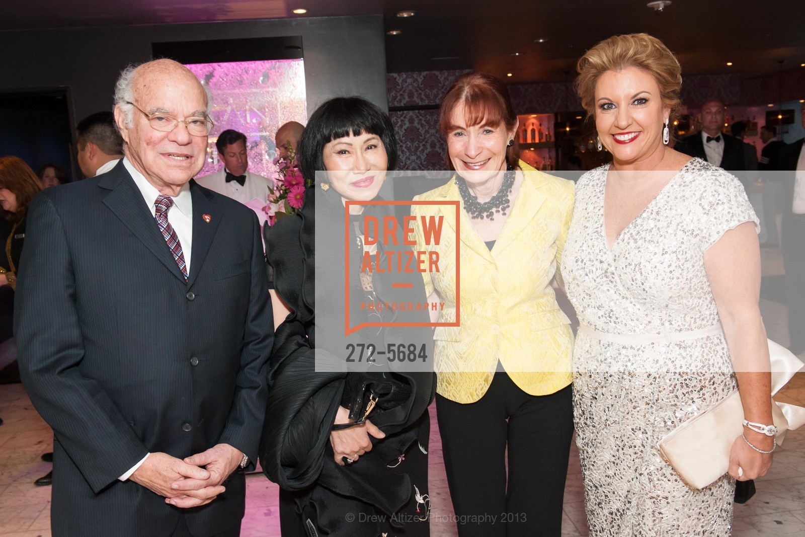 Michael Strunsky, Amy Tan, Jean Strunsky, Anna Marie Presutti, MICHAEL FEINSTEIN At Feinstein's at the NIKKO - Day 2, US, April 30th, 2013, Photo #272-5684 Michael Strunsky, Amy Tan, Jean Strunsky, Anna Marie Presutti, Photo #272-5684