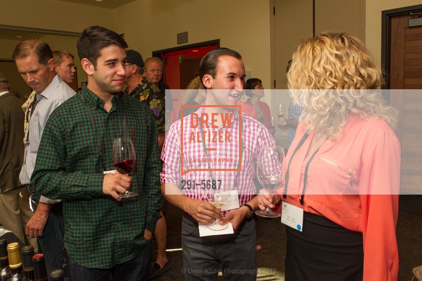Justin Khanna, Simon Solis-Cohen, Mary Jansen, Exclusive Premiere CORAVIN Launch Party, US, August 8th, 2013, Photo #291-5687 Justin Khanna, Simon Solis-Cohen, Mary Jansen, Photo #291-5687