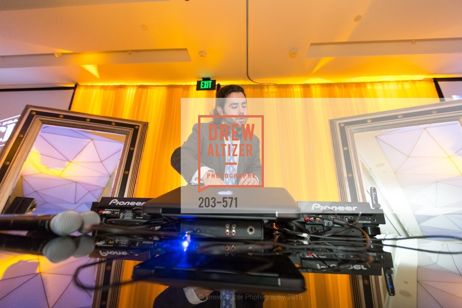 Austin Afridi, The 10th Annual San Francisco Social, W Hotel. 181 3rd St, November 21st, 2015