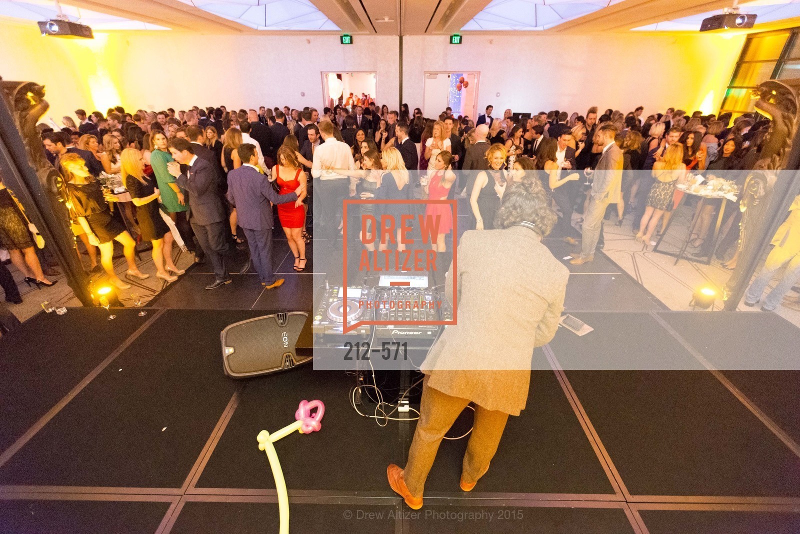 Atmosphere, The 10th Annual San Francisco Social, W Hotel. 181 3rd St, November 21st, 2015,Drew Altizer, Drew Altizer Photography, full-service agency, private events, San Francisco photographer, photographer california
